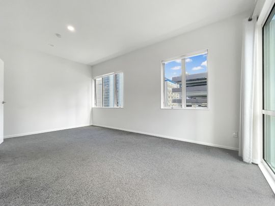 Welcome to 18/84A Boulcott Street - Photo 1