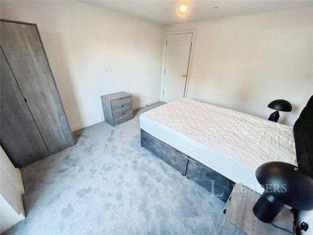 1 bedroom flat to rent - Photo 5