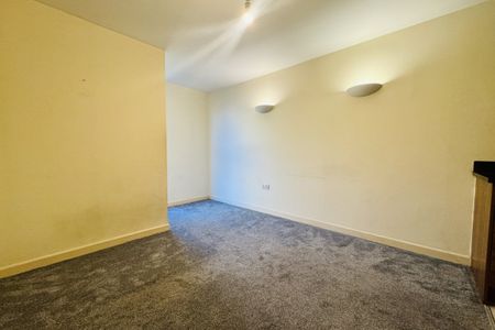 Leeds Road - Photo 2