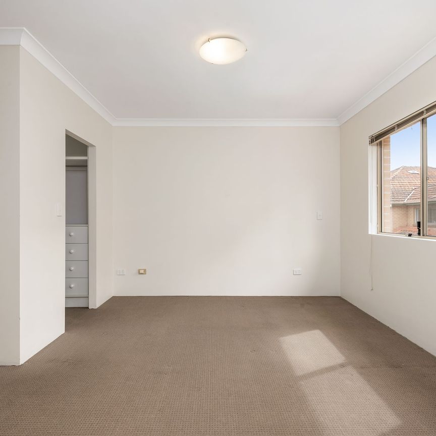 13/74-80 Beresford Road, Strathfield. - Photo 1