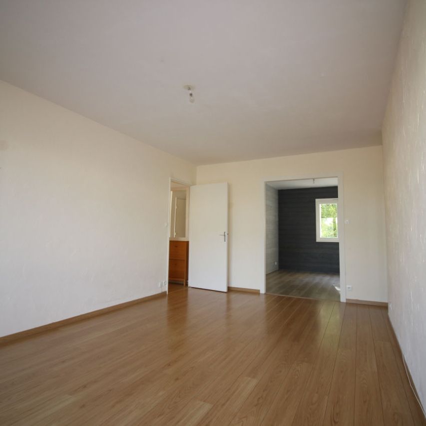 Location Appartement 3 pièces 76m² ST CYR SUR LOIRE 37540 - Photo 1