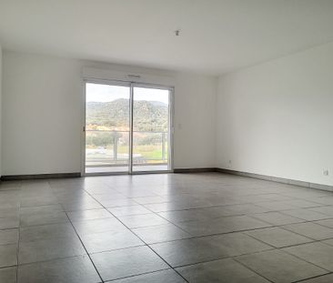 Location Appartement 2 pièces 54m² AJACCIO 20000 - Photo 1