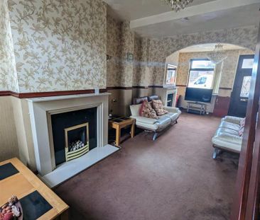 2 Beds - Terraced House - - Photo 4