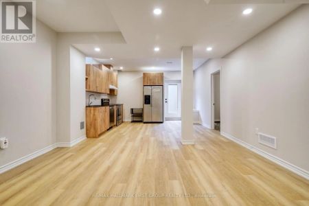 136 MILBY CRESCENT - Photo 4