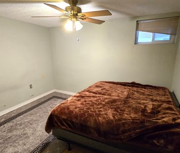 For Lease - 122 Stilecroft Drive, Toronto, Ontario - Photo 1