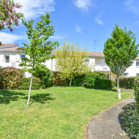 Location Appartement 2 pièces 41m² ST ANDRE DE CUBZAC 33240 - Photo 3