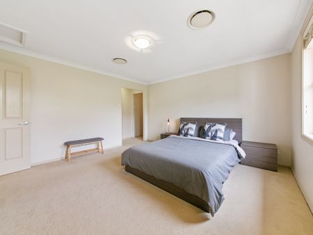 33 Linden Way, Bella Vista NSW 2153 - House For Rent | Domain - Photo 3