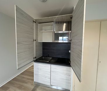 Location Appartement 1 pièce 21m² - Photo 3