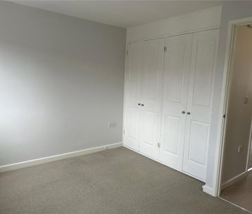 2 bedroom semi-detached house to rent - Photo 5