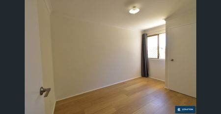 Freshly Updated 3-Bedroom Villa in a Convenient Langford Location - Photo 3