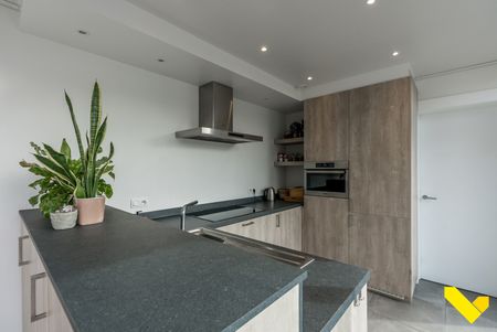 Zeer ruim duplex-appartement met prachtig terras en tuin! - Foto 3