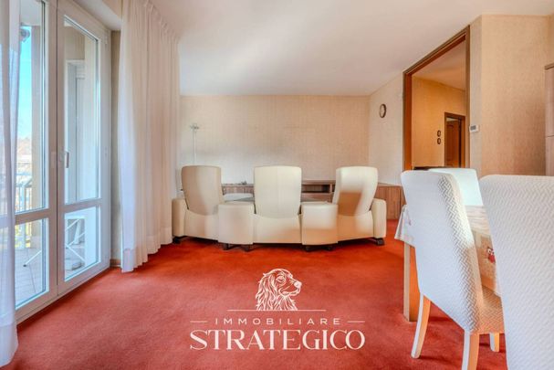 Appartamento via 2 Giugno 43, Centro, Arona - Photo 1