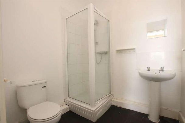 Seven Stars, Lower Bristol Road, Bath, BA2 - Photo 1