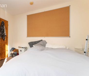 4 bedroom terraced house to rent - Photo 6