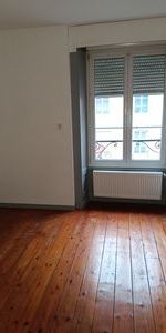 À louer / Appartement F2 / BESANCON CENTRE VILLE - BATTANT 42 rue Battant - Photo 4