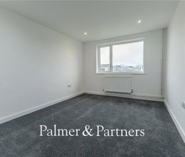 3 bedroom bungalow to rent - Photo 2