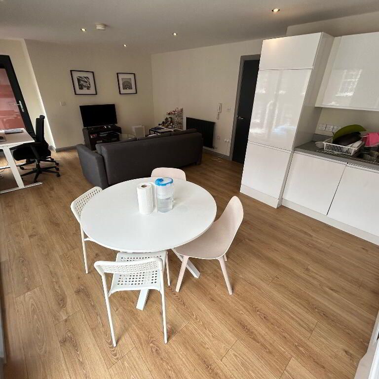 Apt 9, 1 Sussex Place, Belfast, BT2 8AL - Photo 1