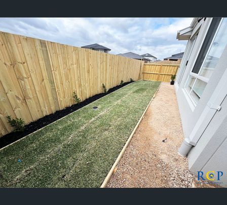 40 Stakes Boulevard, Manor Lakes, Vic 3024 - Photo 1