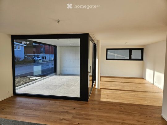 Moderne 4.5-Zimmer-Neubauwohnung mit grosser Loggia-Terasse - Foto 1