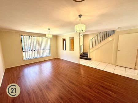 Walk to Cherrybrook Station, Close to Buses, Central Location - Photo 2