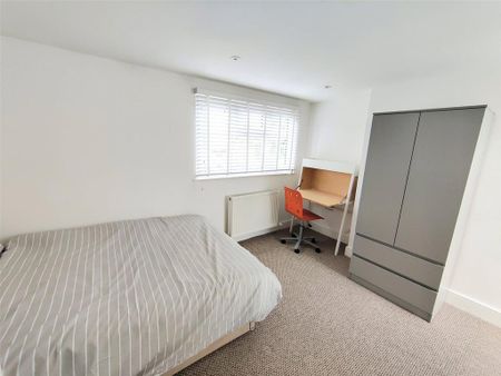 1 bedroom property to rent - Photo 3