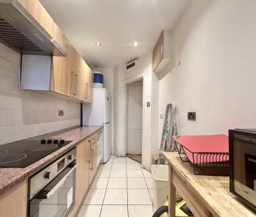 Queensway, London - Photo 6