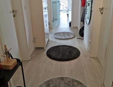 Lichtdurchflutete Dachgeschosswohnung mit sehr großem Süd-Balkon - Foto 1