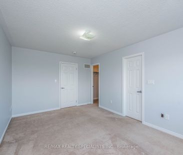 For Lease - 66 Harwood Avenue, Ajax, Ontario - Photo 4