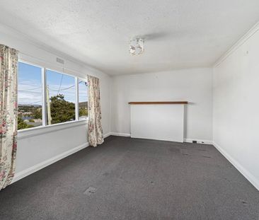 Spacious. Convenient. Water Views - Photo 5