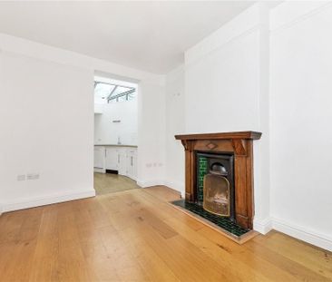 3 bedroom terraced house to rent - Photo 2