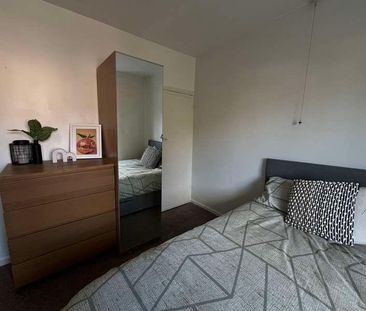 Kirkby Street // Bed & Bath // Available Now!!!, LN5 - Photo 6