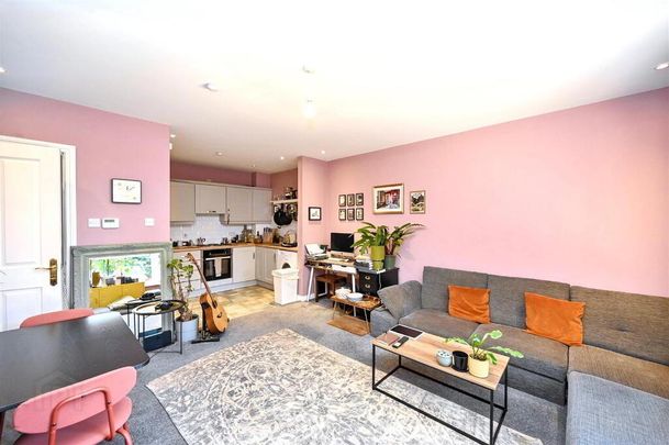 Apartment 7 16 Annadale Avenue, Belfast, BT7 3JH - Photo 1