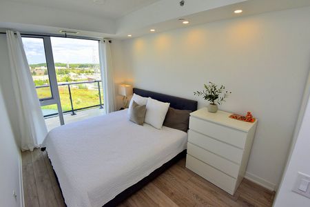 For Lease - 3200 Dakota Common Unit# B1006, Burlington, Ontario - Photo 4