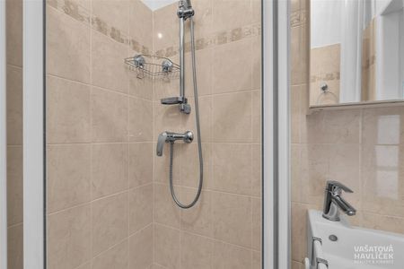 Pronájem bytu 3+1 64 m² - Fotografie 2