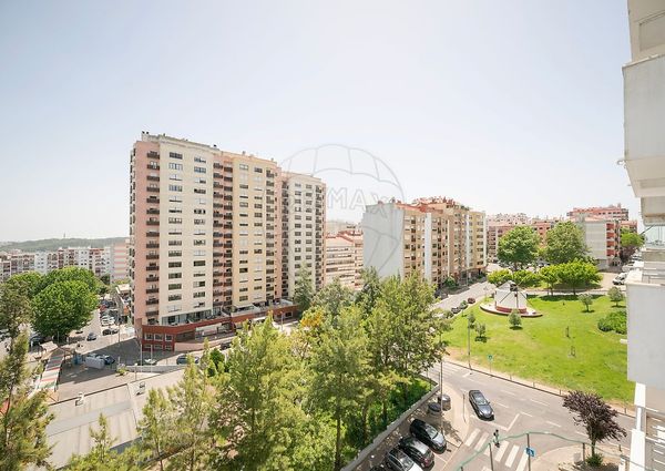 Apartamento T4 em Lisboa