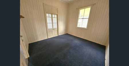 Highset Queenslander Close to Everything - Photo 2