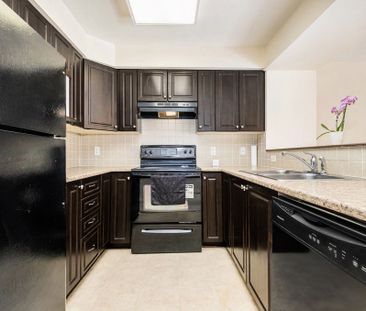 For Lease - 113 Keltie Private Unit# 4, Barrhaven, Ontario - Photo 2