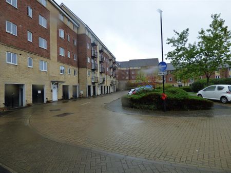 2 bedroom apartment to rent - Photo 2