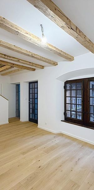 Beaucoup de charme pour cet appartement neuf de 60 m2 environ, en triplex sur cour. - Photo 1