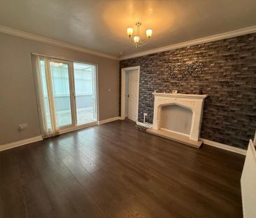 3 bedroom terraced house to rent - Photo 3