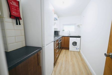 Room in a Shared Flat, Court Street, E1 - Photo 4