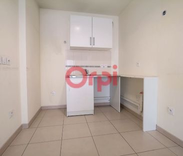 Location Appartement 3 pièces 58m² ST LAURENT DU VAR 06700 - Photo 5