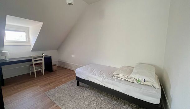 Appartement 3 pièces 40m2 REIMS 732 euros - Photo 1