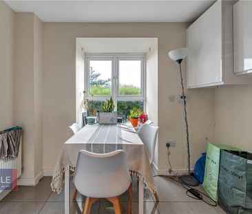 4 bedroom townhouse to rent - Photo 5