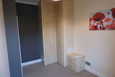 Western Elms Avenue, Reading, Berkshire, RG30 - Photo 3