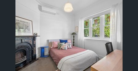 Californian Charm Meets Modern Elegance - Photo 4