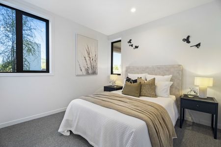 Brand New in Mount Albert! - Photo 5