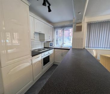 2 bedroom apartment to rent - Photo 3