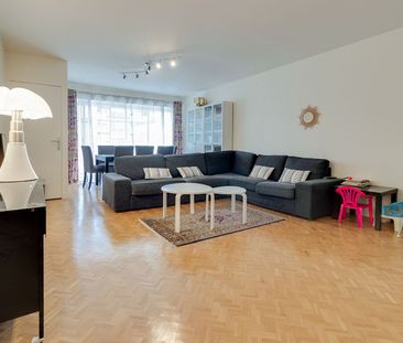 Appartement • Alleray Procession - Photo 1