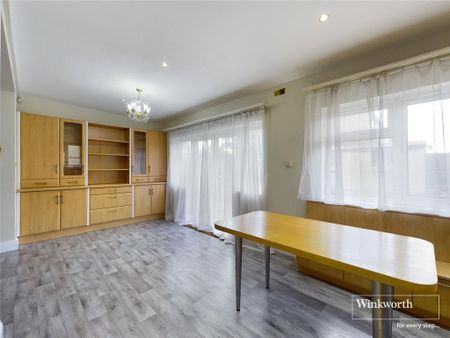 4 bedroom semi-detached house to rent - Photo 3